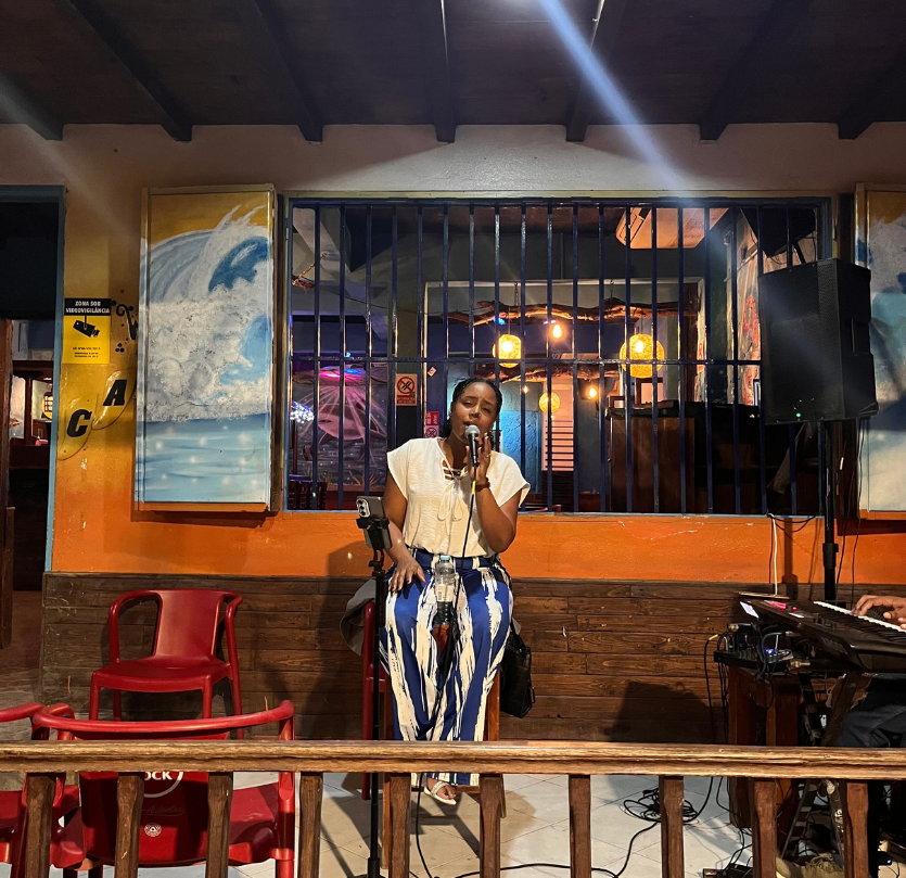 Windy brito uma vocalista, cantora cabo Verdiana agenciada pela empresa oriethos situada na ilha do Sal