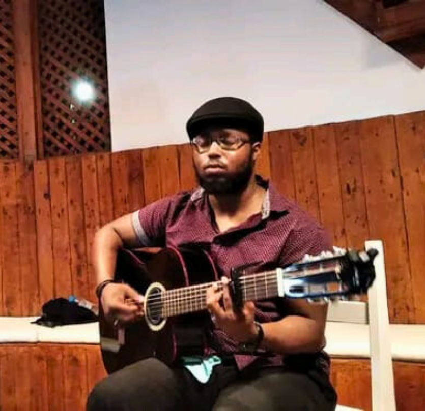 Fabio Gomes, Guitarrista agençiado pela oriethos organizadora de eventos na ilha do sal Cabo Verde